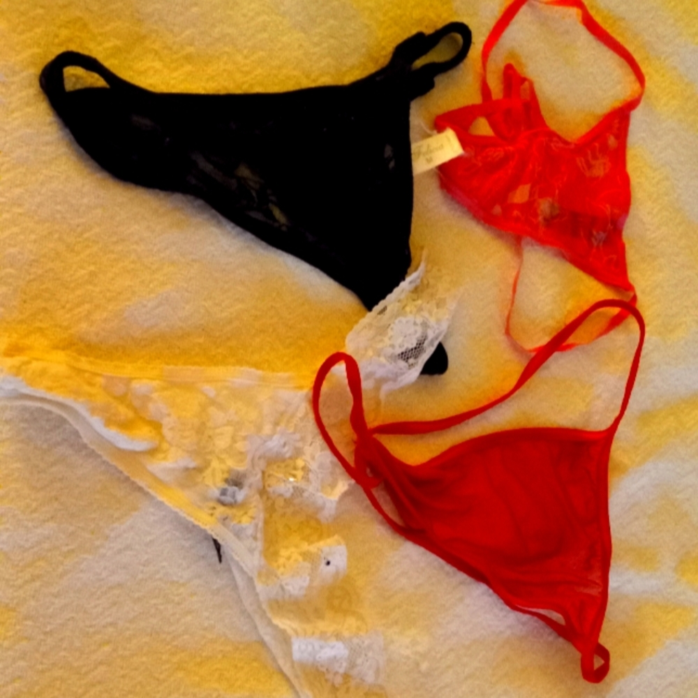 4 thongs
